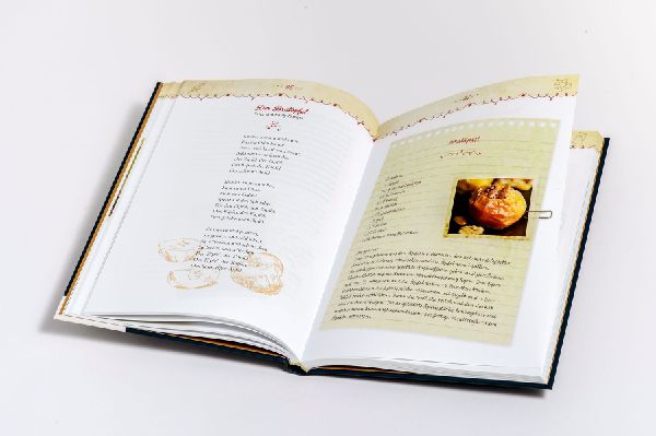 Das große Hausbuch für die Weihnachtszeit. Singen, Dichten, Backen, Basteln für die ganze Familie