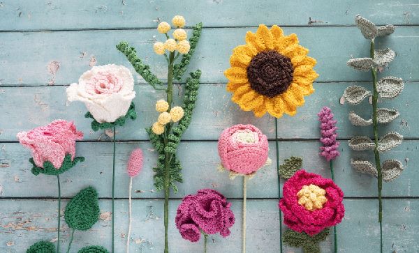 Mein bunter Häkelgarten - 100 wunderschöne Blumen und Blüten häkeln zum Dekorieren und Verschenken