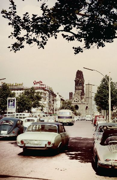 Die Schwestern vom Ku'damm: Tage der Hoffnung