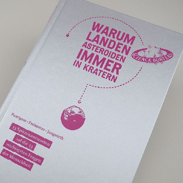Warum landen Asteroiden immer in Kratern?