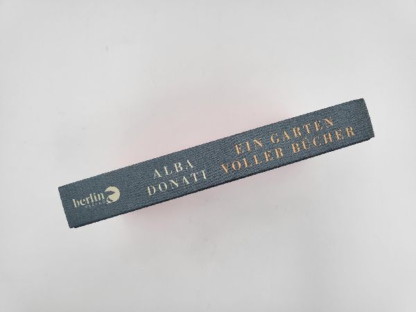 Ein Garten voller Bücher