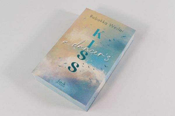 A Dancer's Kiss (Broken Artists, Band 2).