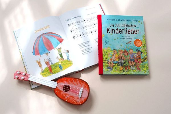 Die 100 schönsten Kinderlieder - Mit einfachen Noten und Akkorden für Gitarre und Klavier