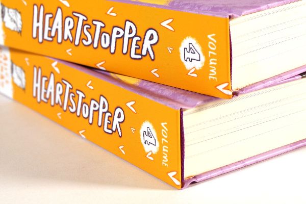 Heartstopper Volume 4 (deutsche Hardcover-Ausgabe)
