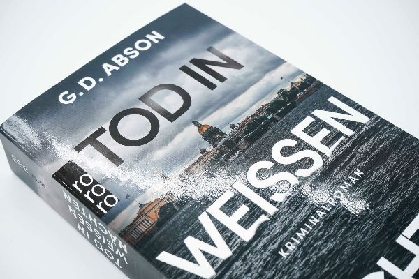Tod in Weißen Nächten