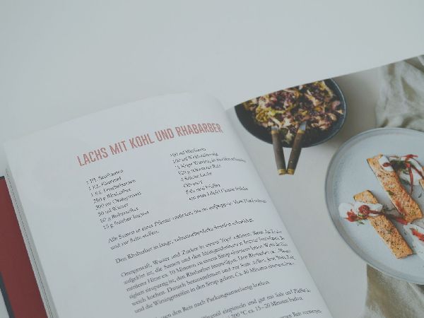 Rhabarber - Raffinierte Rezepte für Süßes und Herzhaftes
