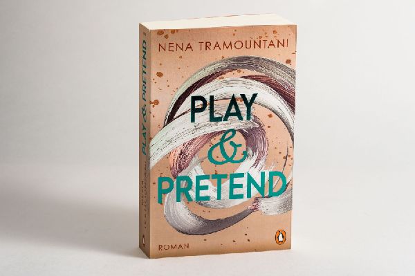 Play & Pretend