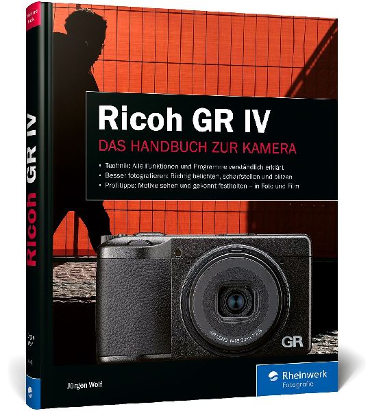 Ricoh GR IV