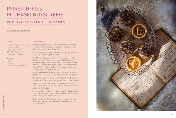 The Lovely Book of Pies