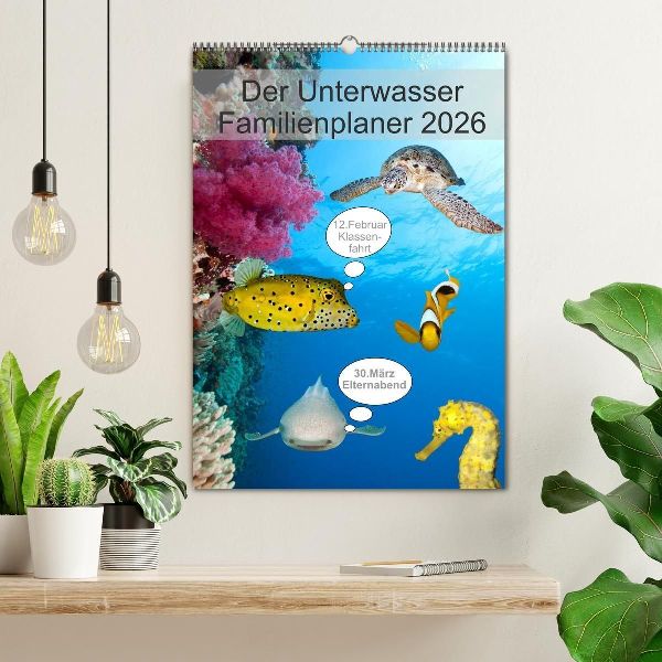 Der Unterwasser Familienplaner 2026 (Wandkalender 2026 DIN A2 hoch), CALVENDO Monatskalender