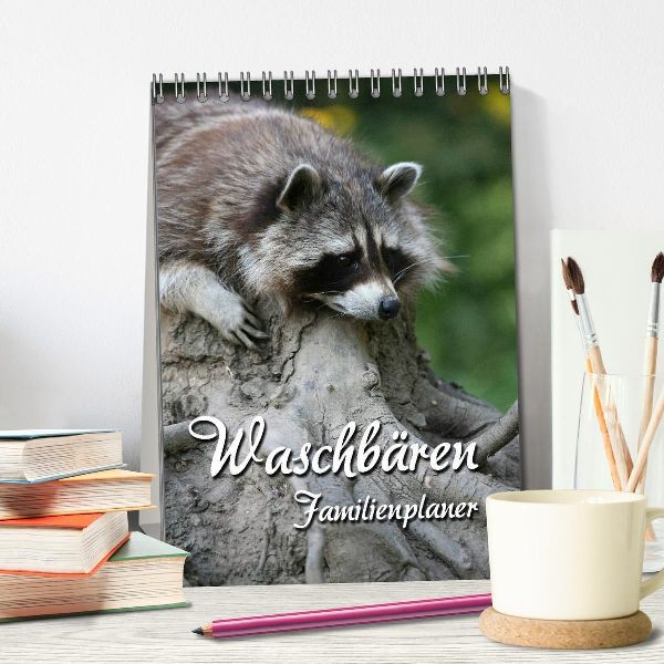 Waschbären Familienplaner (Tischkalender 2026 DIN A5 hoch), CALVENDO Monatskalender