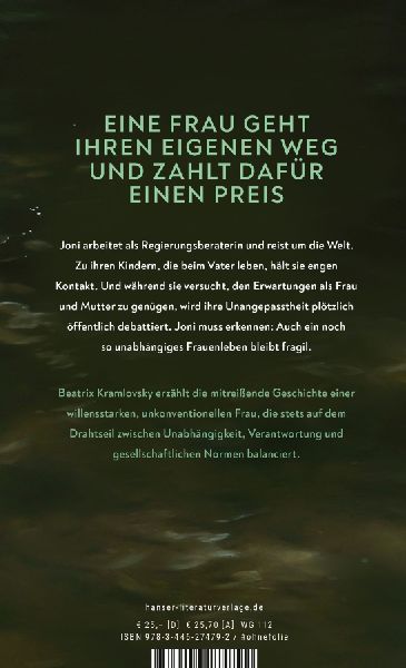 Frau in den Wellen
