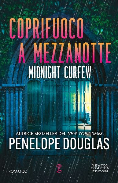 Coprifuoco a mezzanotte. Midnight curfew