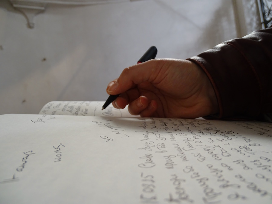 Innehalten mit Stift und Papier