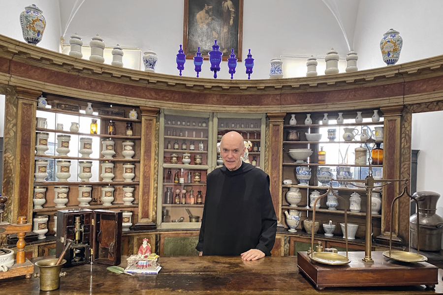 Kräuter und Cremes aus dem Kloster