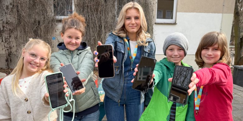 Berliner Schüler auf Handy-Entzug 
