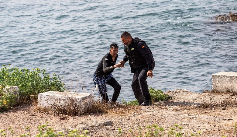 Ihre Hoffnung: in die EU schwimmen 