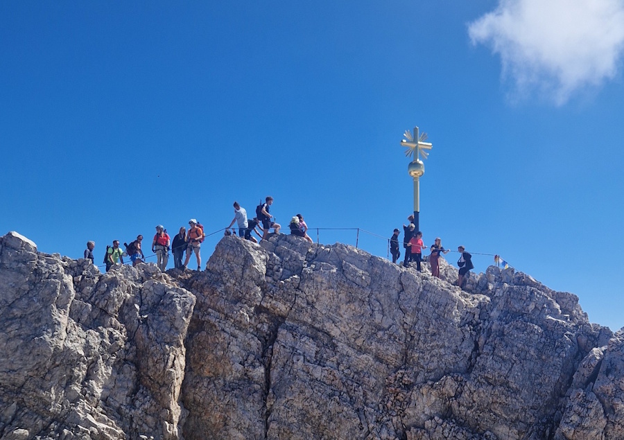 Ein Jahr zweites Zugspitz-Kreuz
